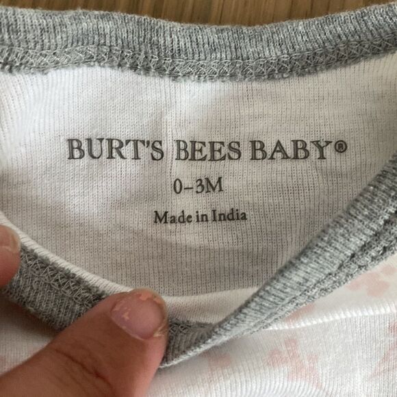 Burt’s bees Long sleeve onesie body suits 0-3M - Picture 4 of 6